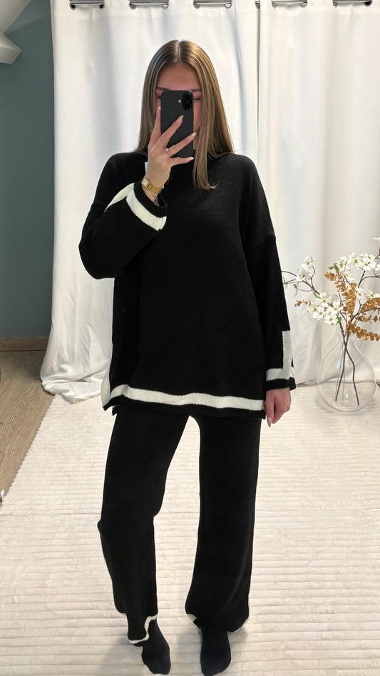 Ensemble en maille tricotée